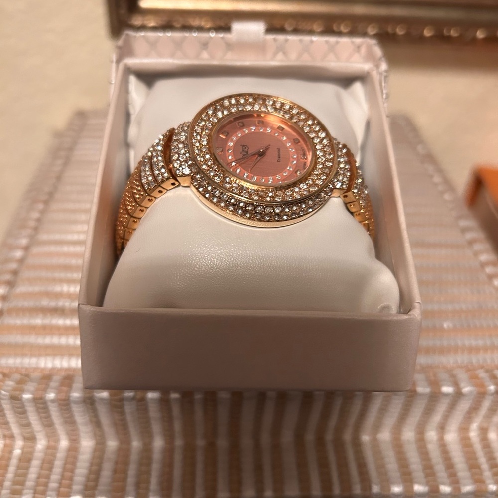 Burgi Watch - Picture 4 of 9